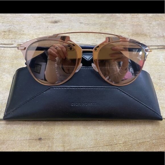 Christian Dior Reflected Homme in Sunglasses in Rose Gold - Picture 1 of 3